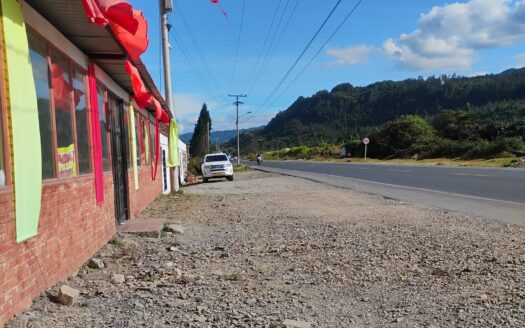 Local comercial en Simijaca