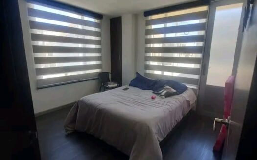 Casa esquinera con local en Ubaté