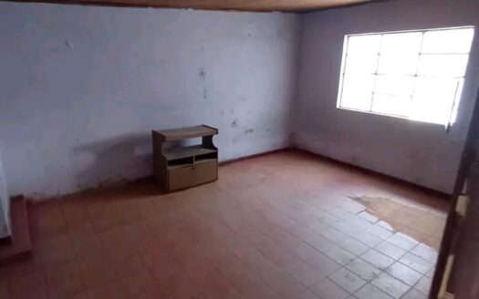 Casalote en Ubate