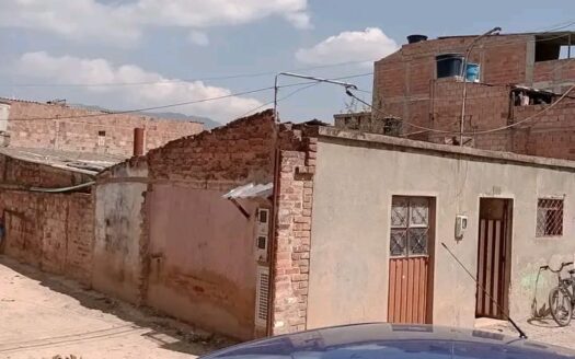 Casalote en Ubate