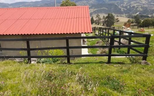 👉 Productiva finca con casa en Carupa👈