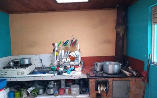 👉 Oportunidad. Económica casa en Carupa👈