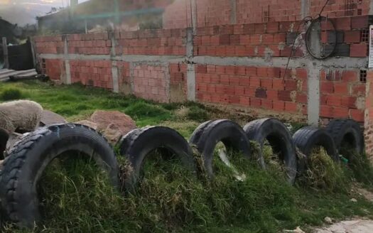 👉Lote con muros y licencia de construcción en Cucunuba 👈