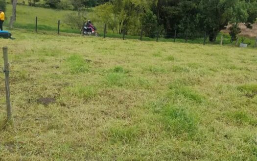 👉Finca 2 fanegadas con cauce de agua Guachetá👈