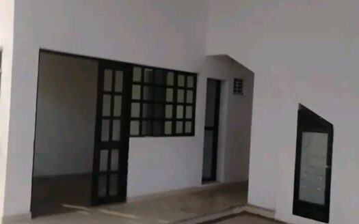 👉Casa amplia y comercial en Sutatausa👈