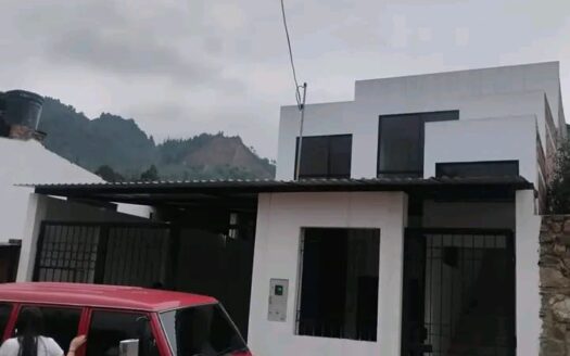 👉Casa amplia y comercial en Sutatausa👈